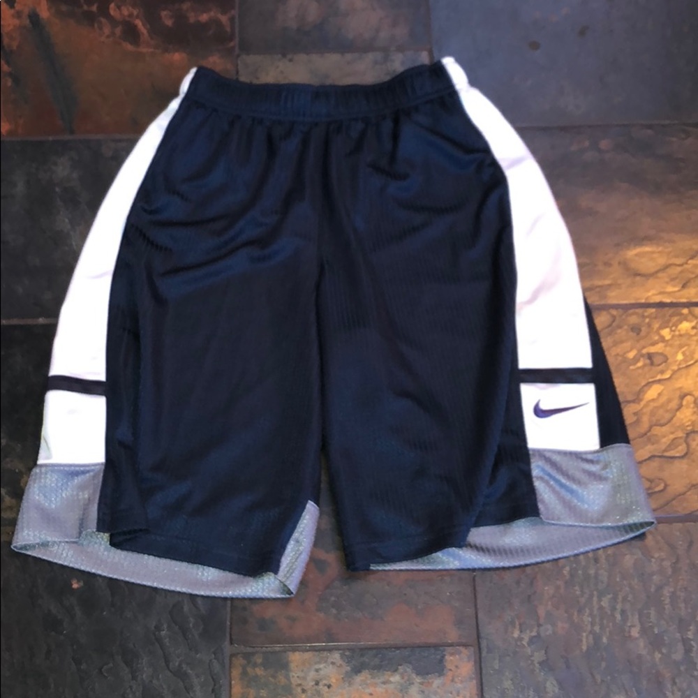 men’s shorts